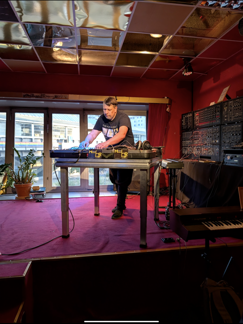 Berlin Synthesizer Museum 2025 Live Moogulator