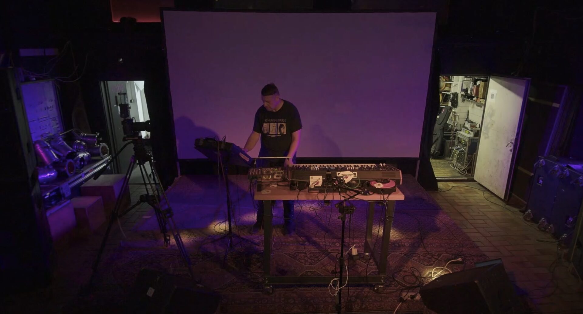 Moogulator open signals cologne rotalogooM live 2026